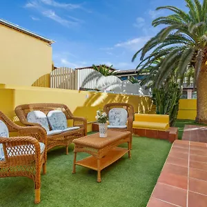 Mariposas Villa